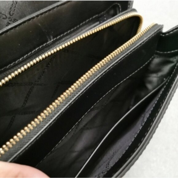 NWT Michael Kors Black Saffiano Leather Tech Friendly Backpack - Picture 4 of 13